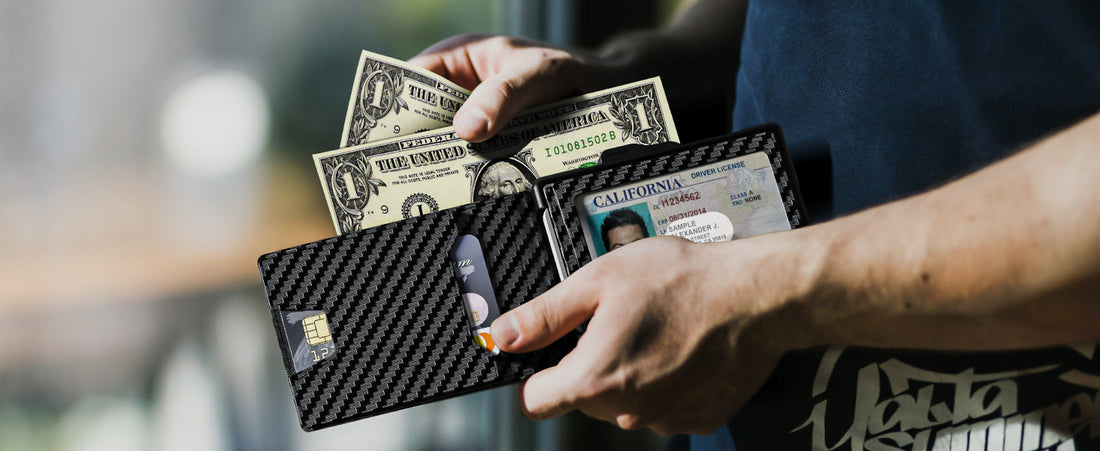 Best Wallet for Travel: Airports, Passports and RFID